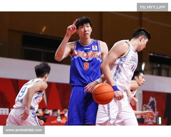 周琦正式加盟新疆男篮重返家乡队助力球队冲击新赛季目标